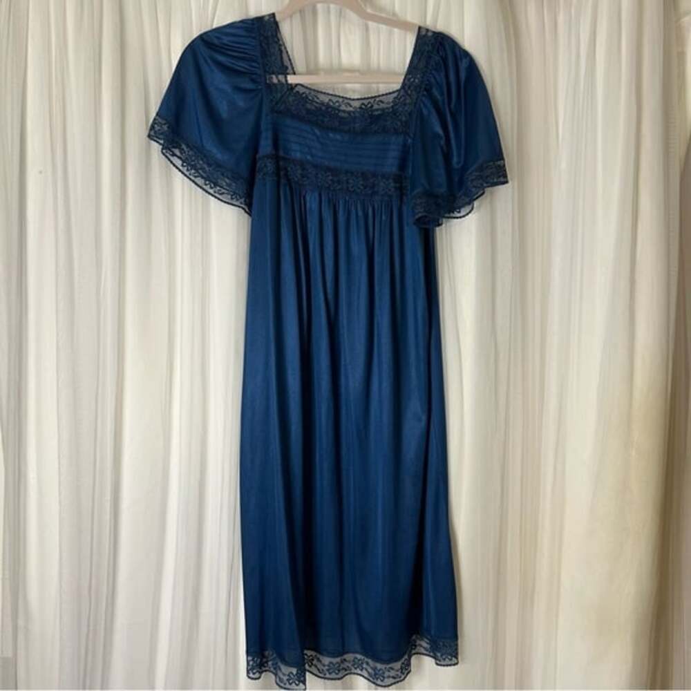 Vintage Gossard Artemis Elegant Blue Lace Nightgown